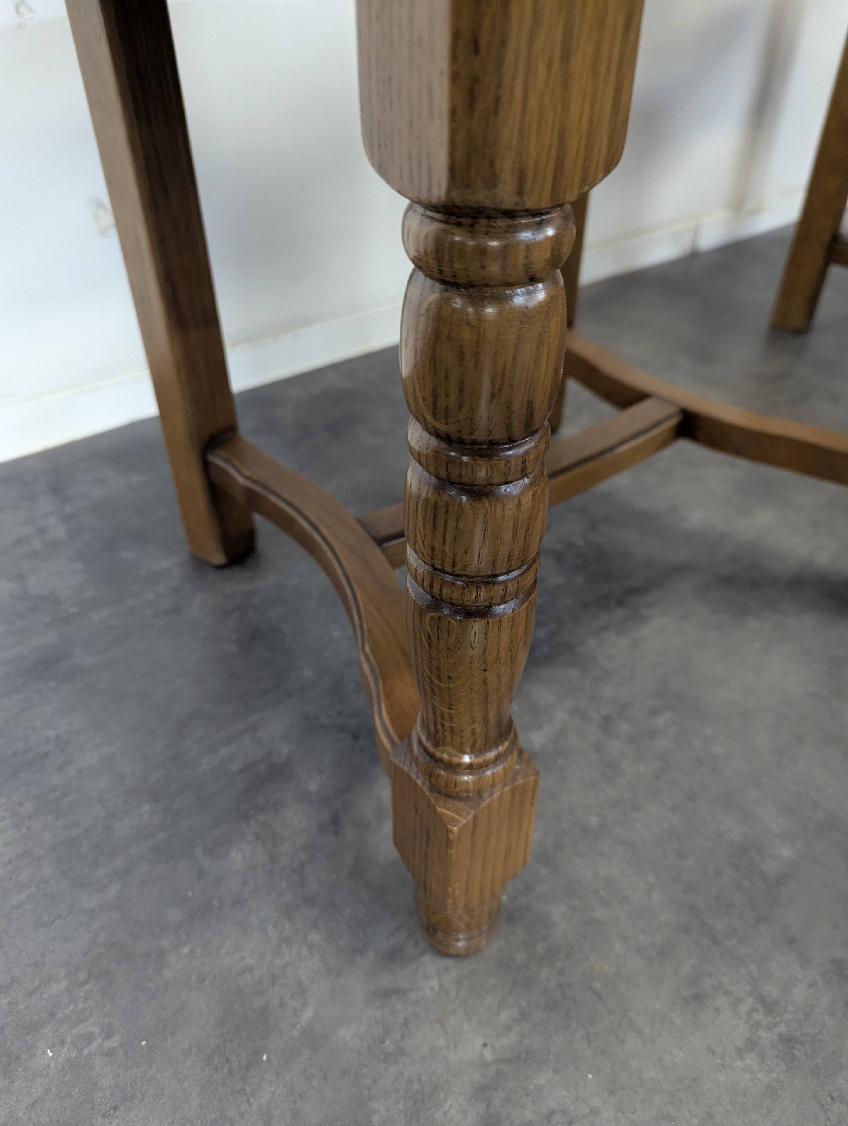 Set of 6 straw-seated chairs