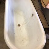Baignoire ovale émaillée griffes de lion