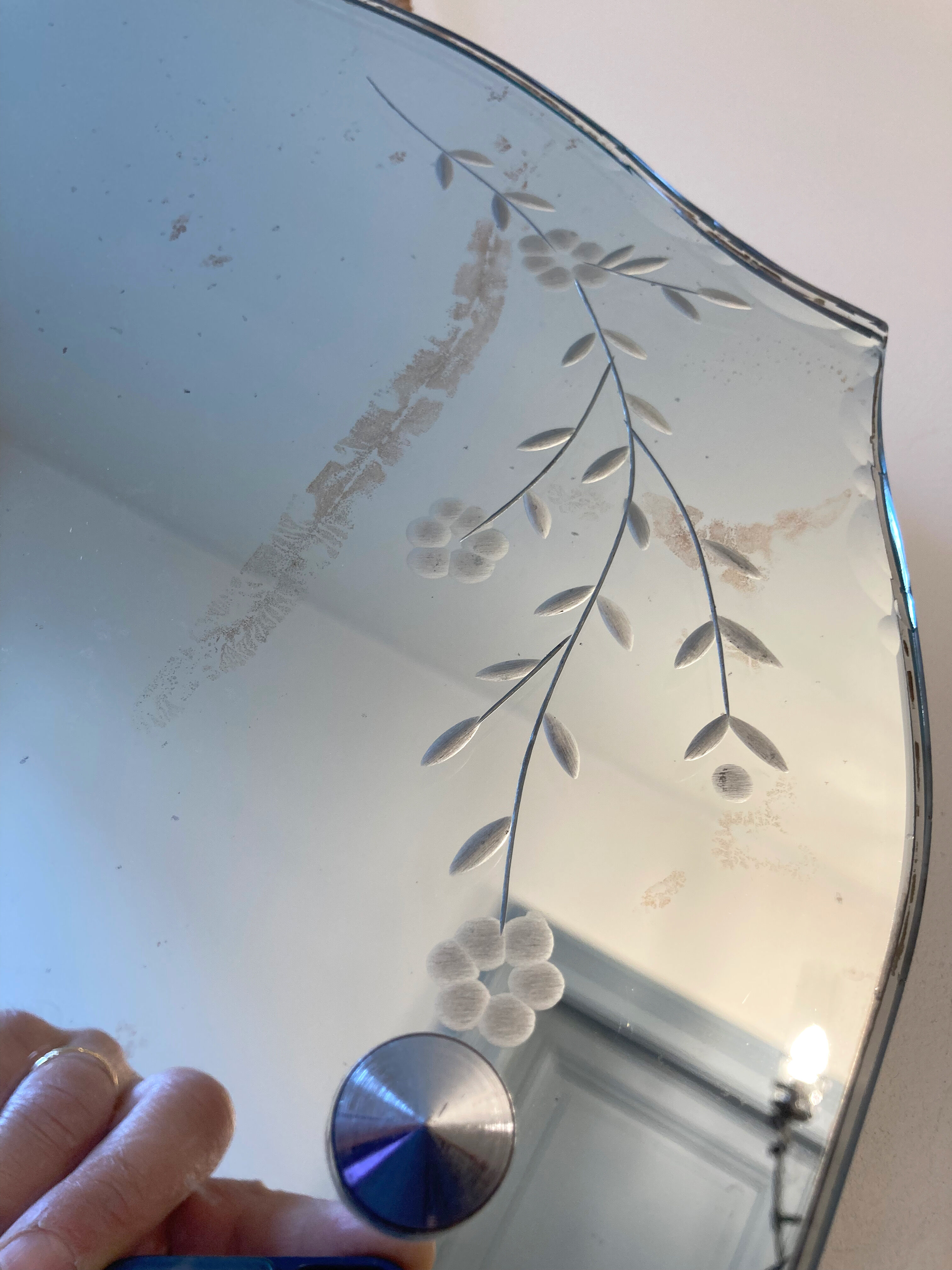 Antique chiseled mirror 60 X 40cm