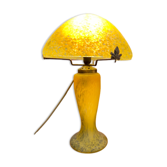 Table lamp glass paste