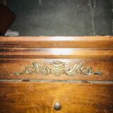 Empire dresser