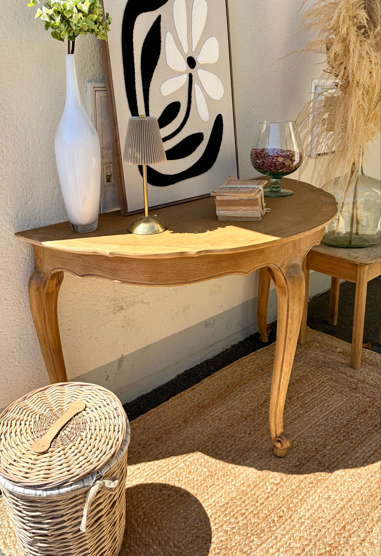 Golden oak console