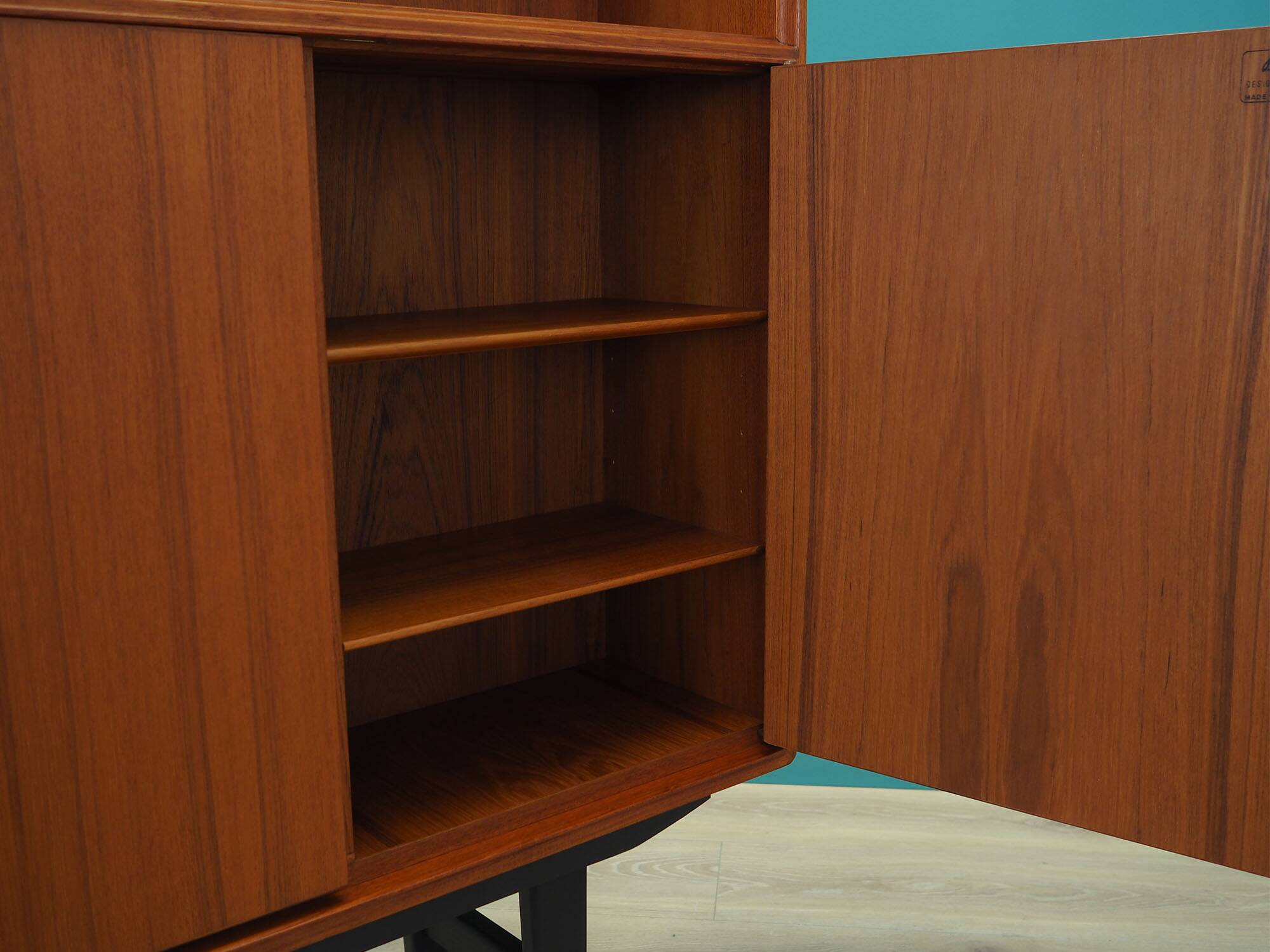 Teak bookcase, Scandinavian design, 1960s, designer: Bertil Fridhagen, prod