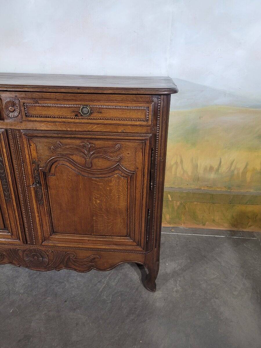 Carved buffet in solid oak