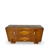 Buffet en noyer Art déco italien, de grande qualité.