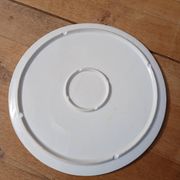 2 plats à tarte en barbotine