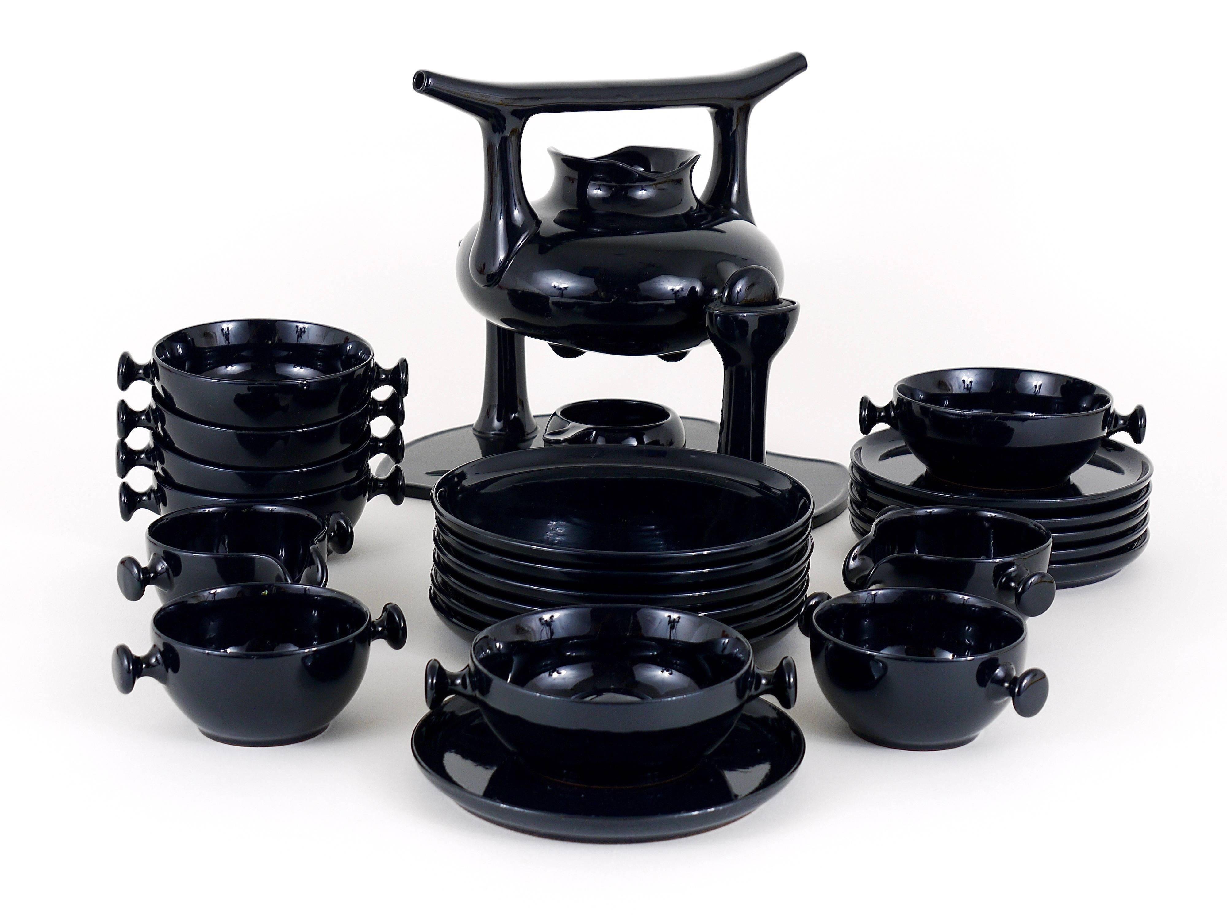 Complete tea service set and plates by Luigi Colani Zen, earthenware, Friesland, Germany, 1970s.