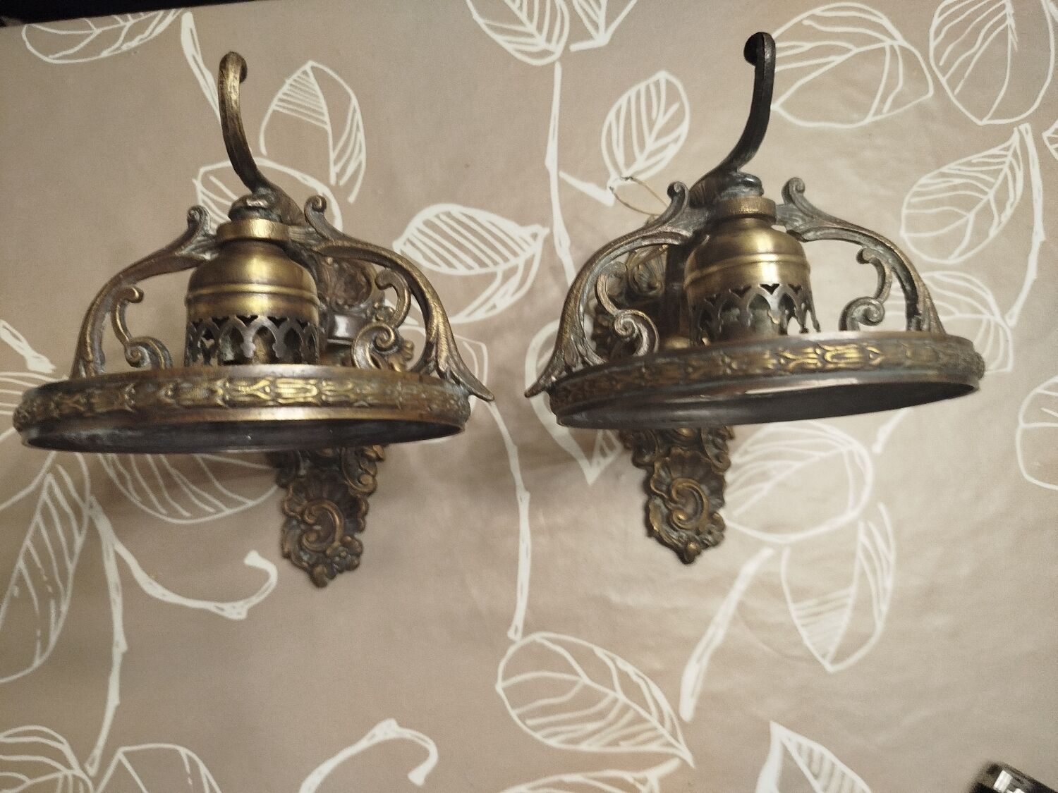 Appliques murales french vintage laiton