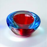 Cendrier Sommerso en verre de Murano rouge et bleu par Seguso, Italie, 1970