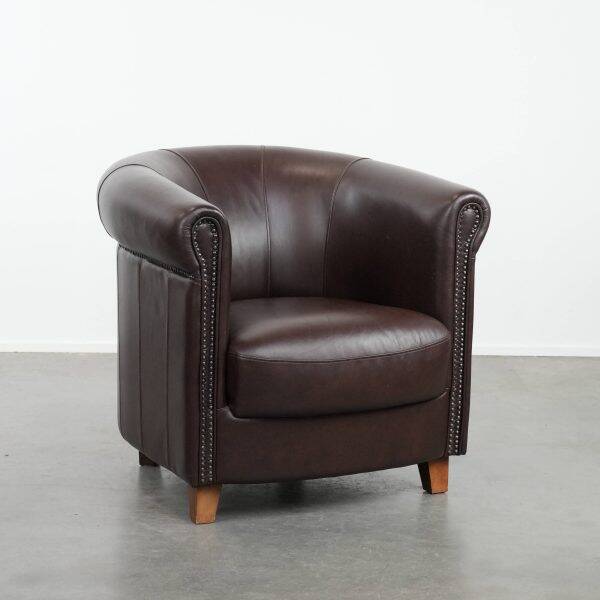 Club Armchair in Very Good Condition Made of Cowhide in English Style