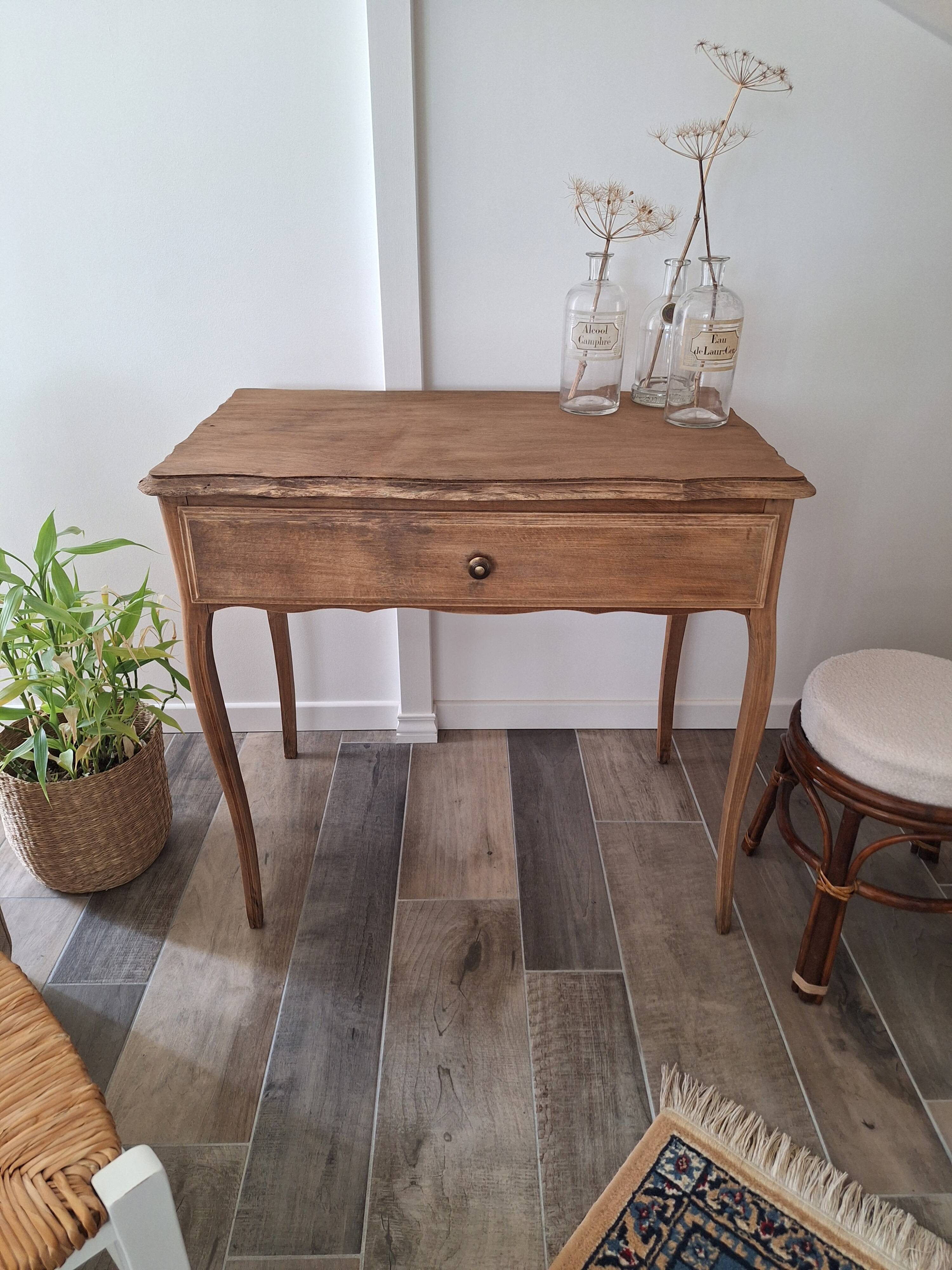 Wooden console desk