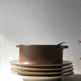 Stoneware plates and bowls set