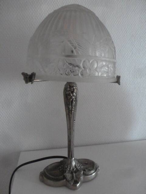 Art deco lamp