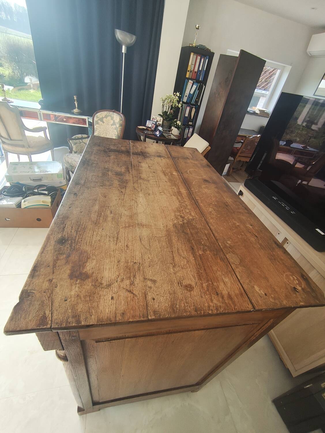 Parisian solid wood furniture