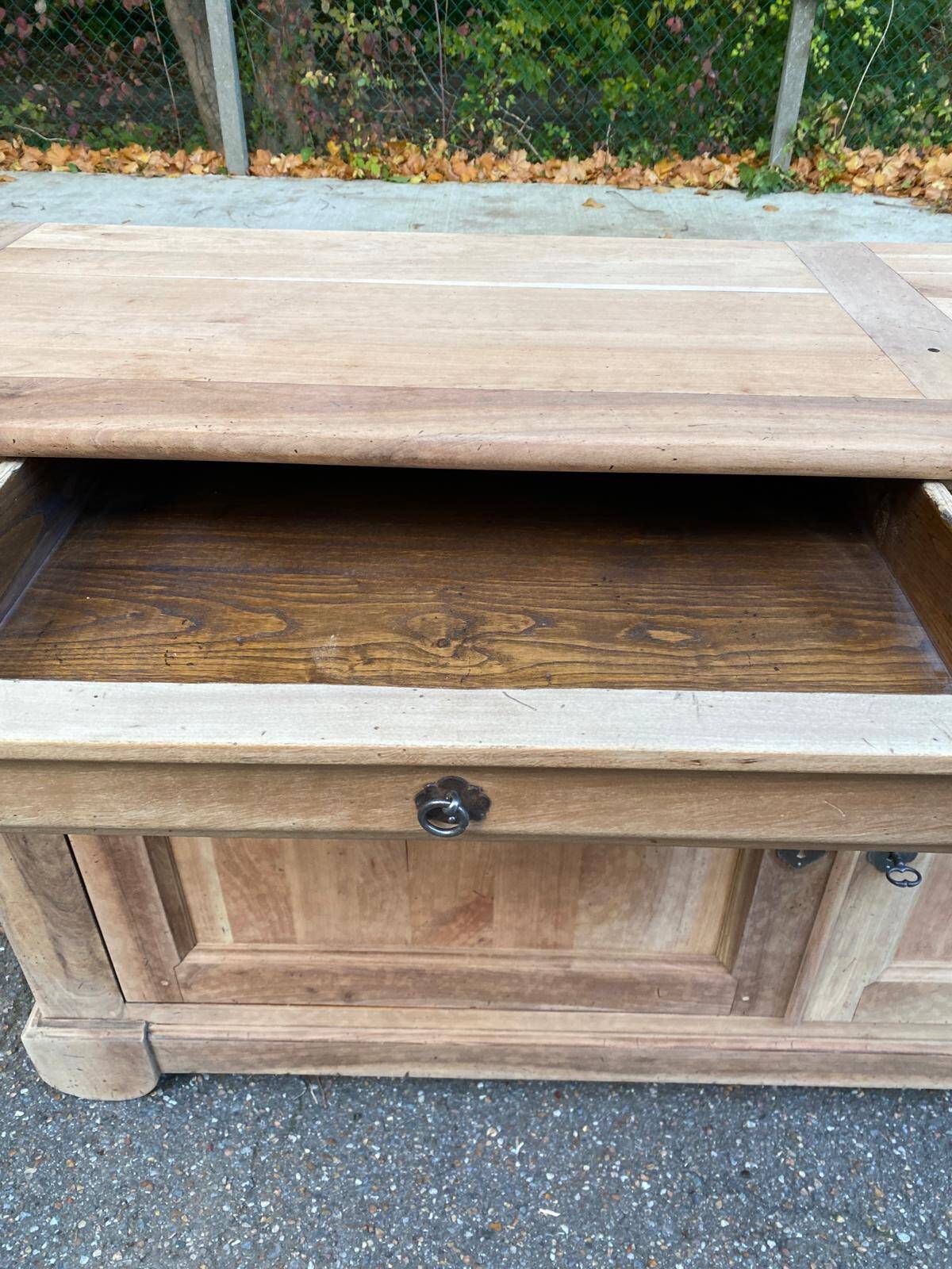 Restored solid wood buffet in the 18th-century Louis Philippe style, 180cm
