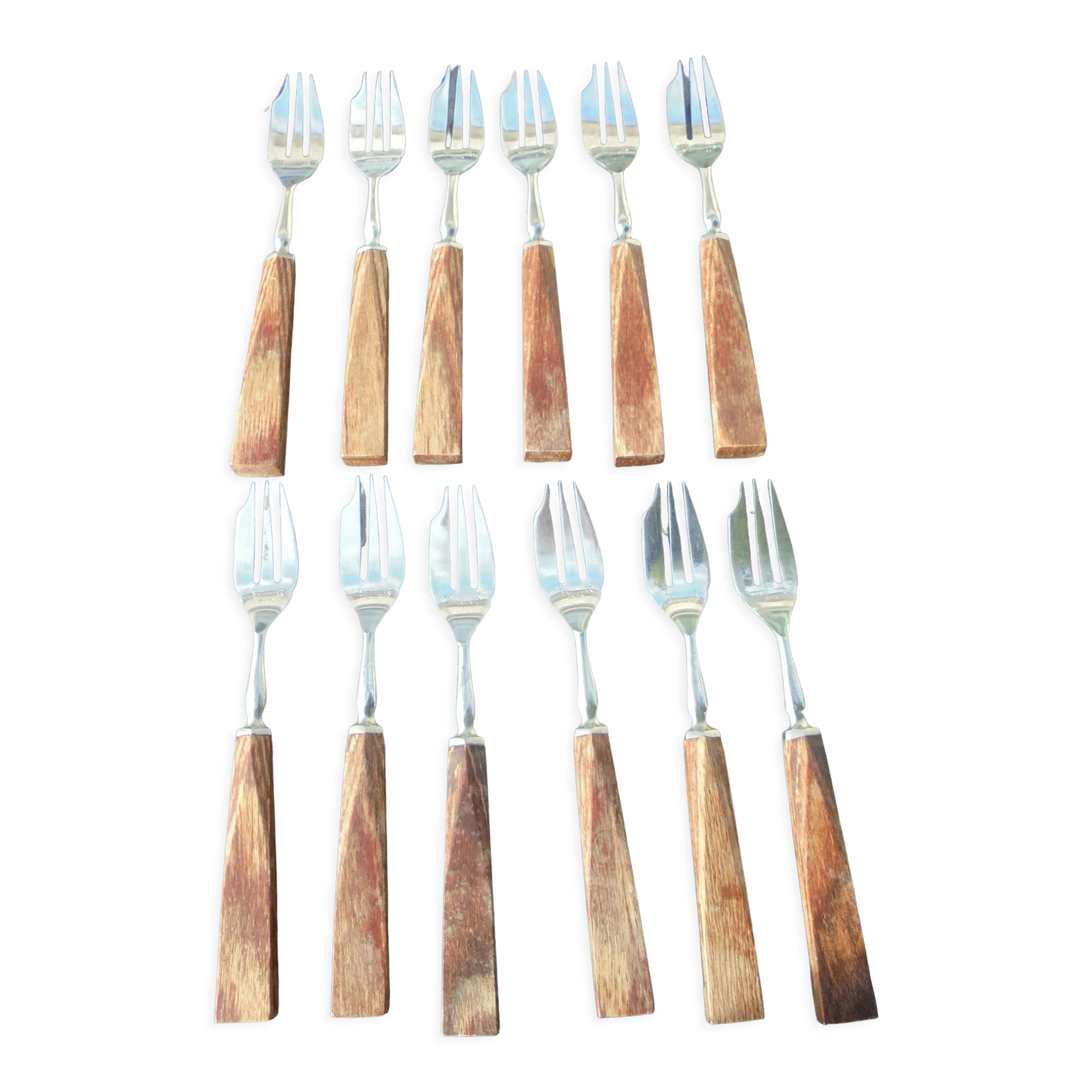 12 art deco dessert forks or desserts