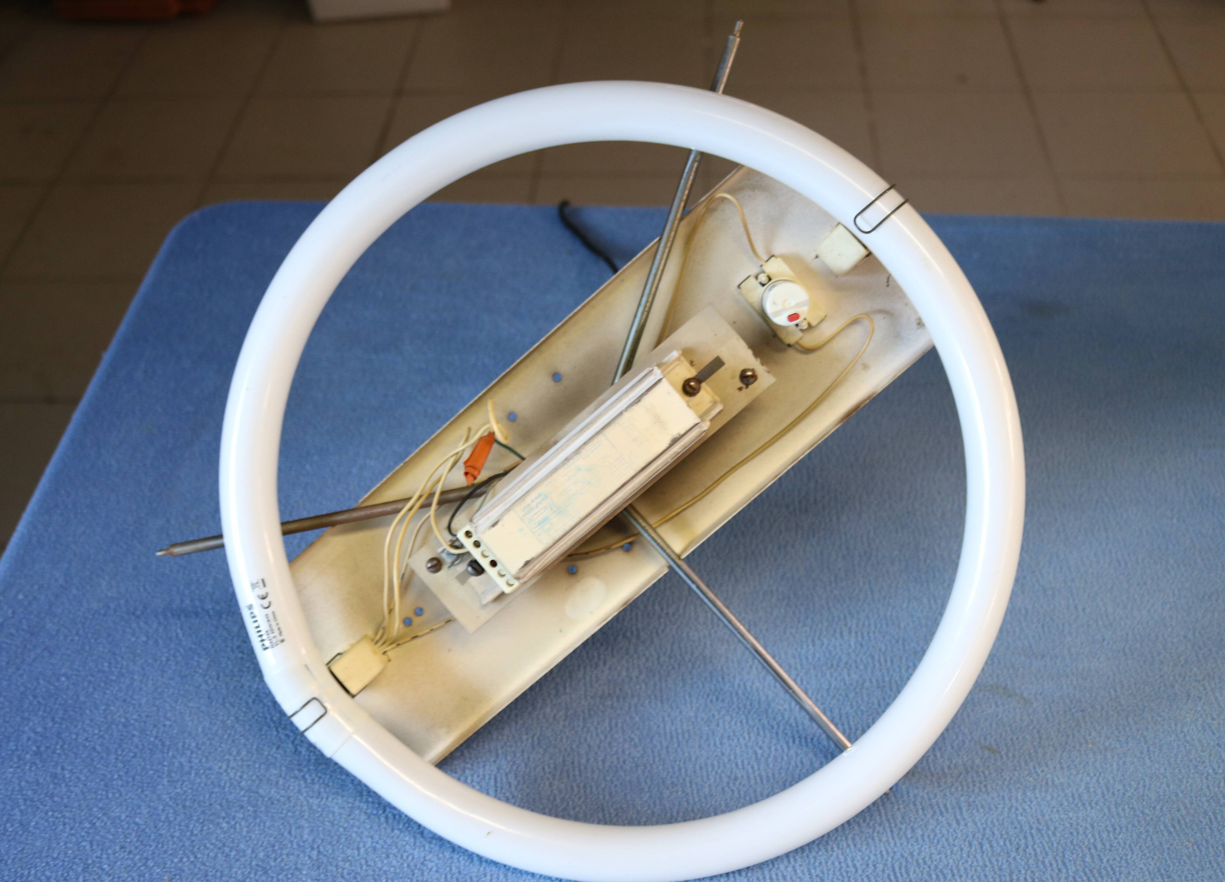 Space age plastic UFO ceiling lamp *** Massive *** Belgian design