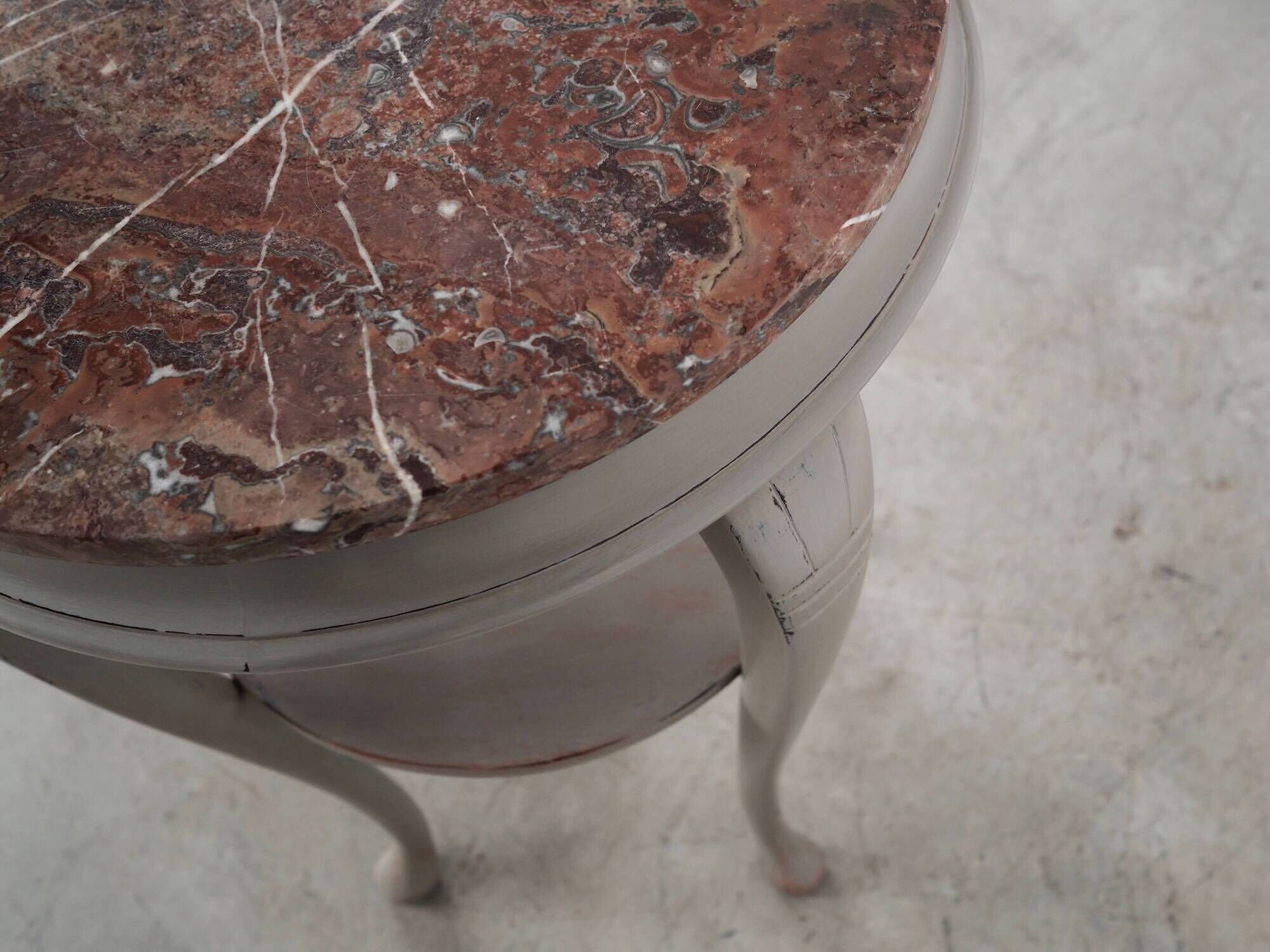 Round mahogany coffee table, Danish design, 1960s, production: Denmark