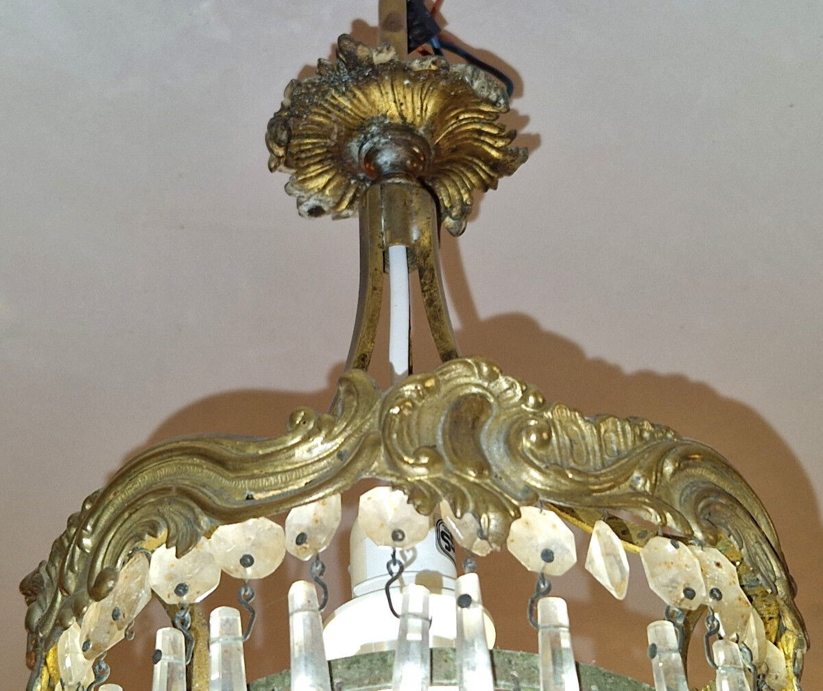 Chandelier with pendants
