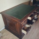 Notary pedestal desk, American desk