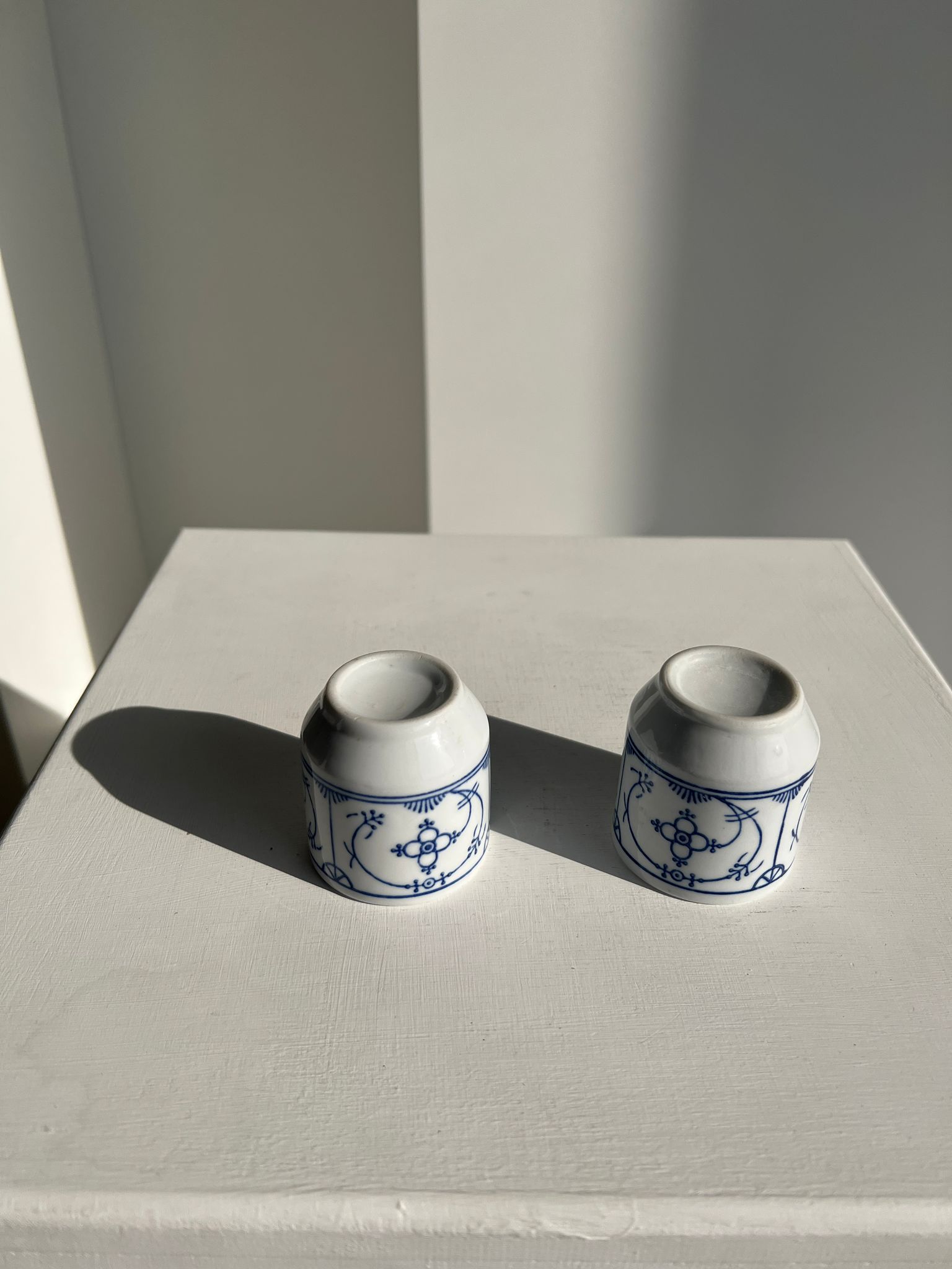 Set of 2 Scandinavian liqueur glasses or cups