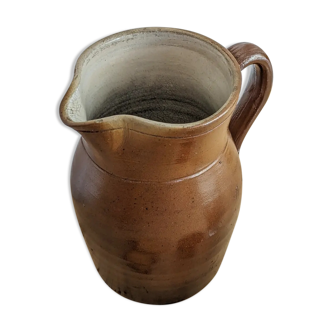 Milk jug in glazed terracotta