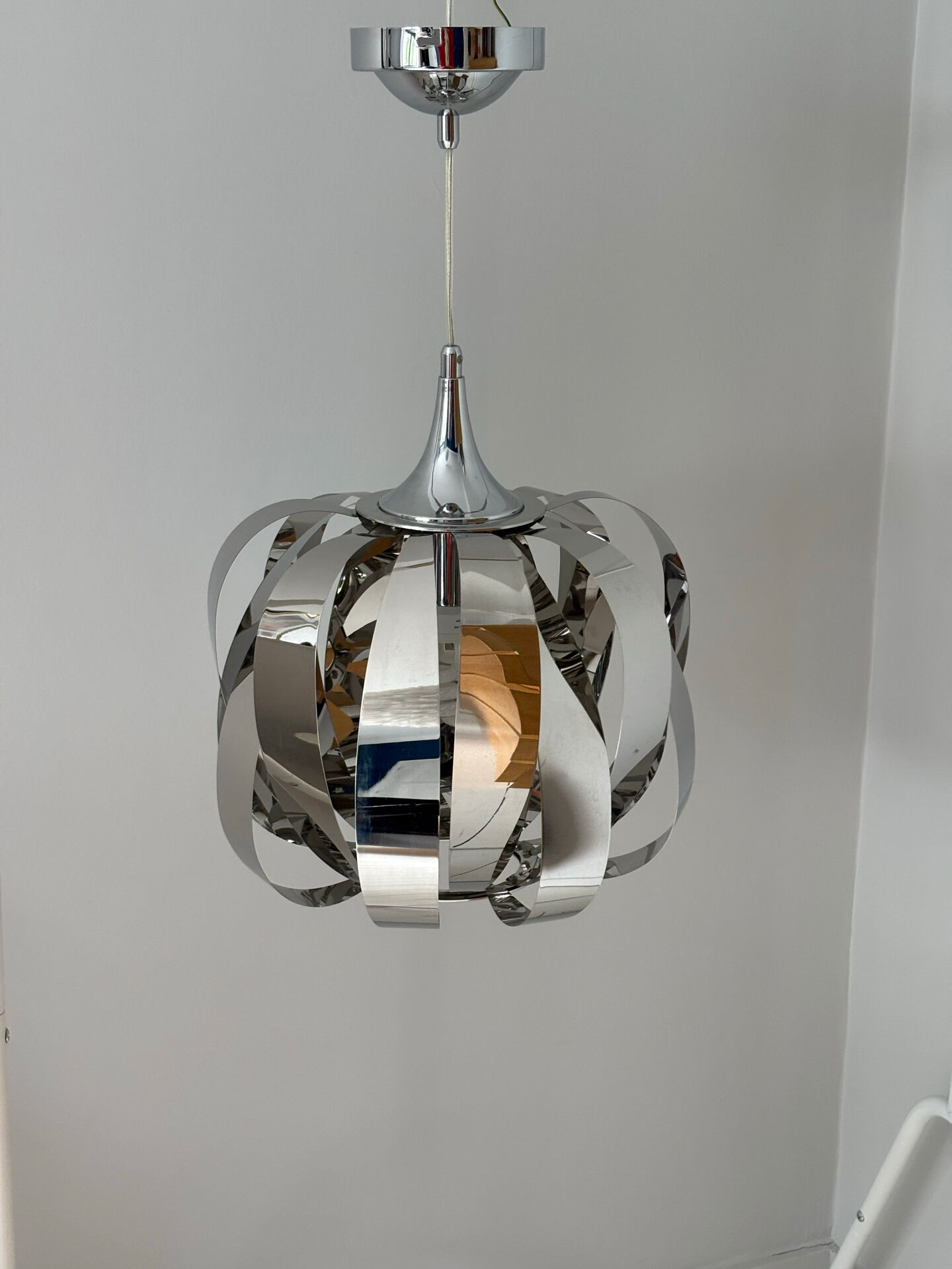 Suspension en métal style Space âge