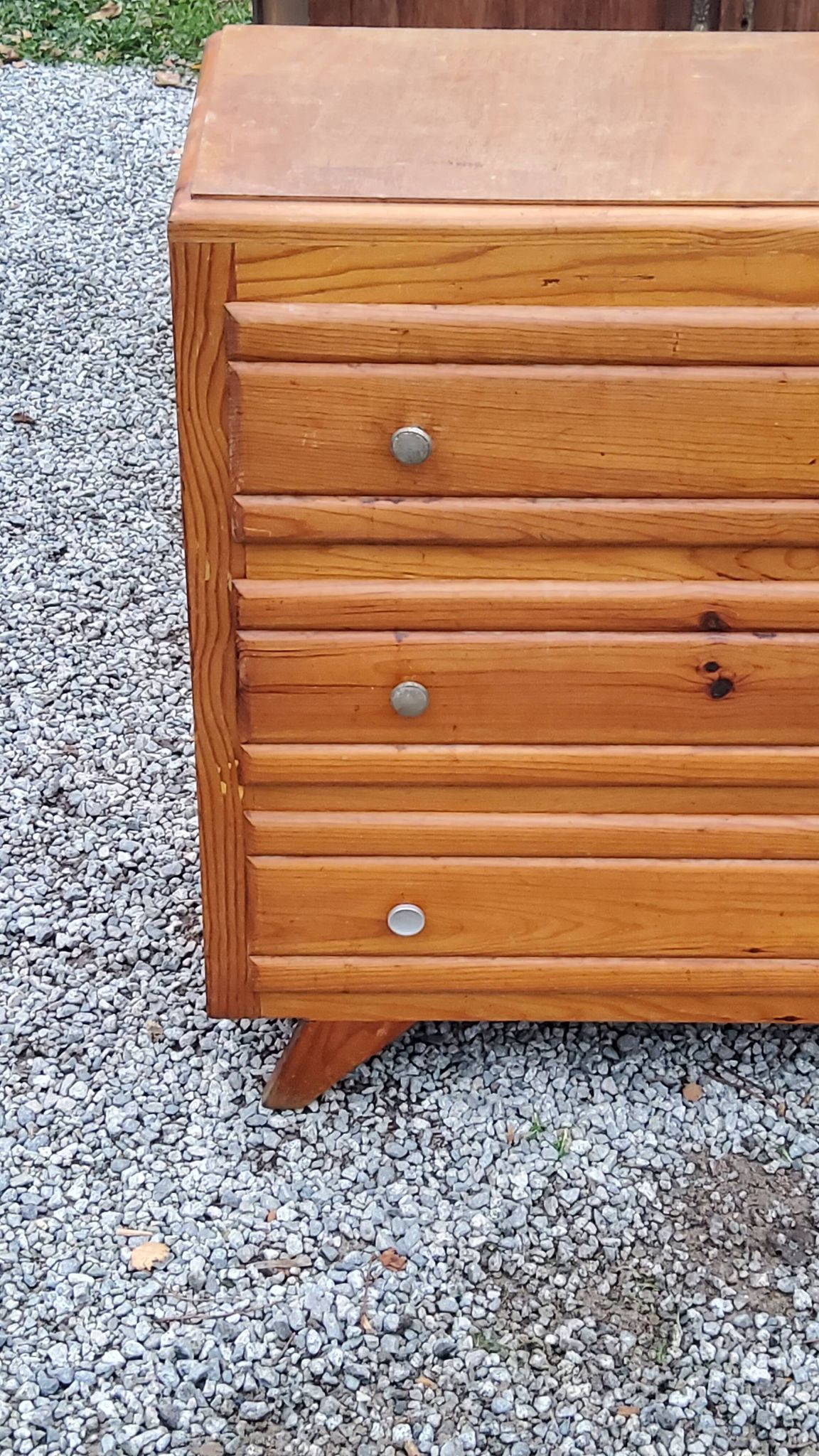 Vintage chest of drawers from the 50s with compass feet and 3 drawers