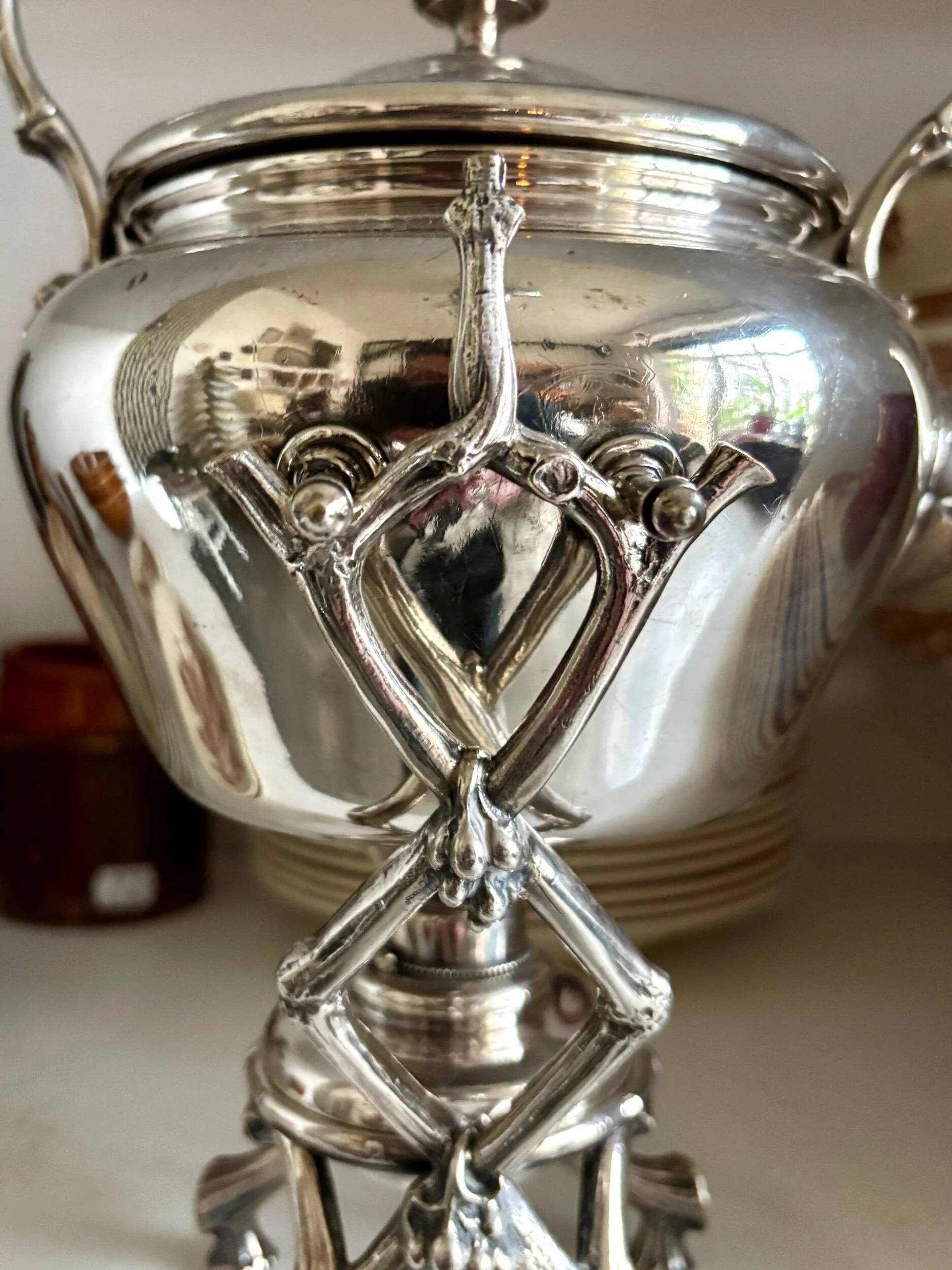 Samovar Christofle en métal argenté et ébène, vers 1860