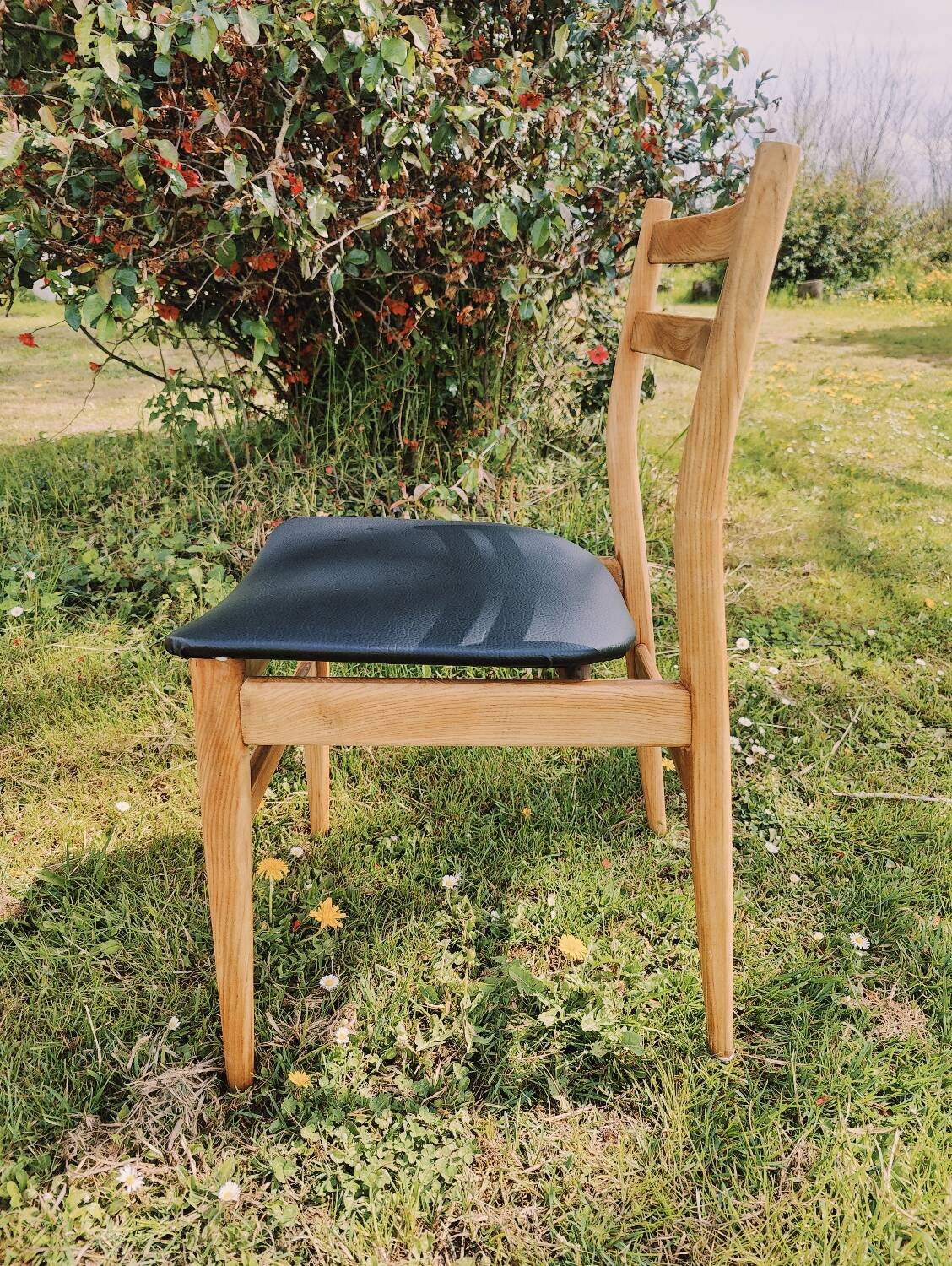 Set of 5 Scandinavian chairs