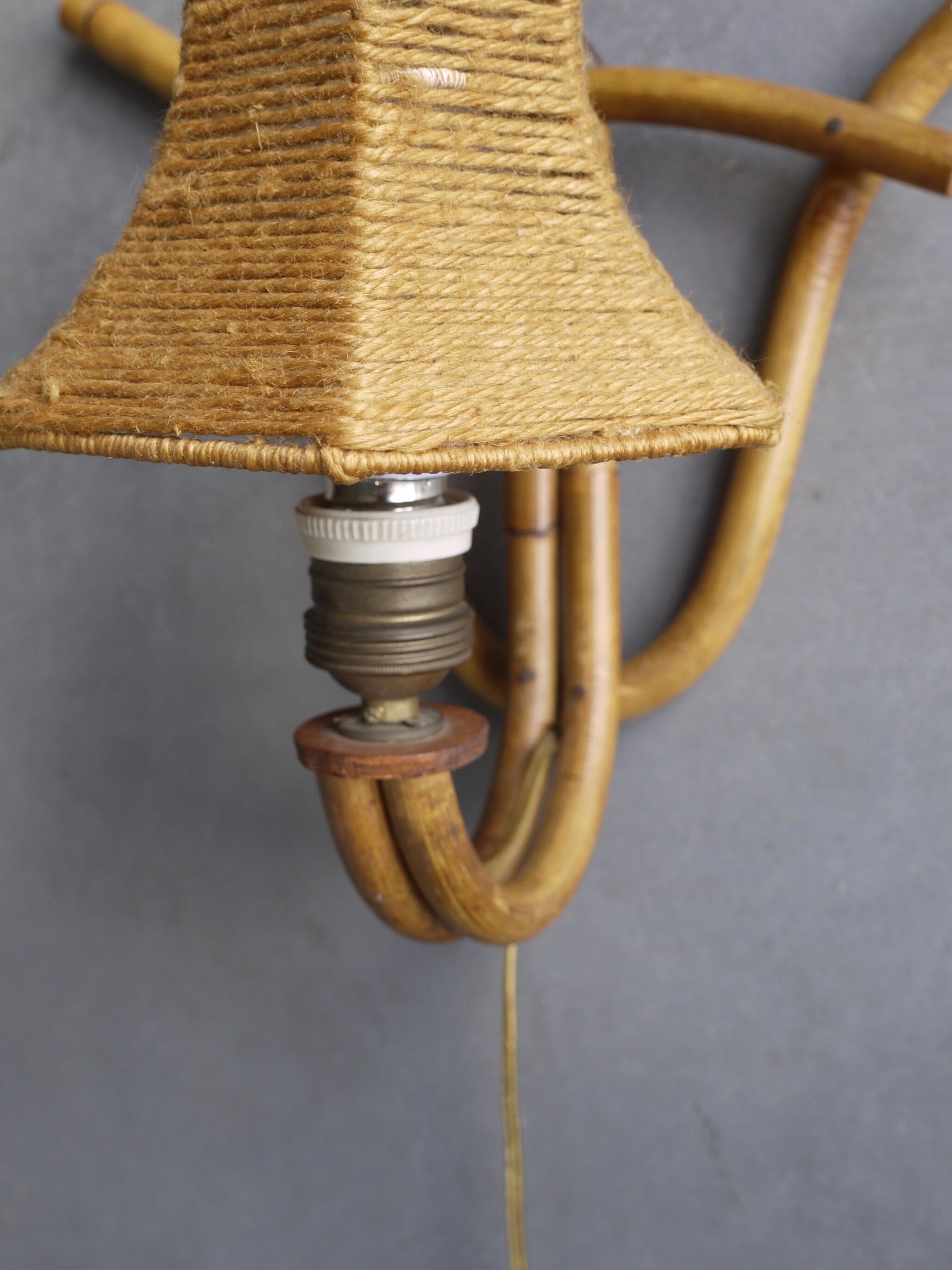 Lampe murale en bambou bohème Français, années 1950