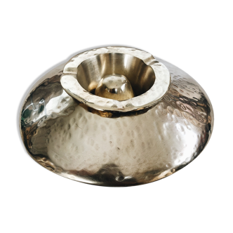 Cendrier “soucoupe” vintage en laiton martelé