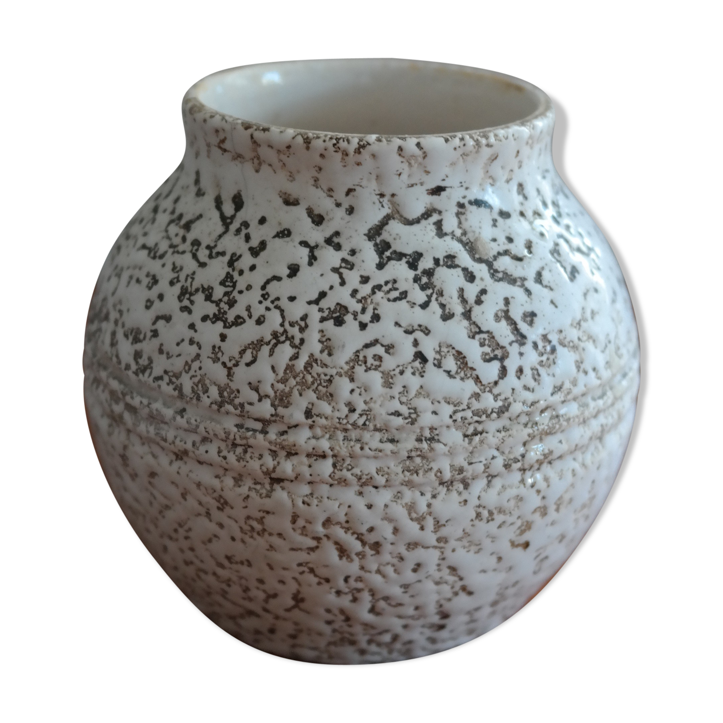 Small vase ball enamelled white