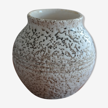 Vase boule émaillé blanc