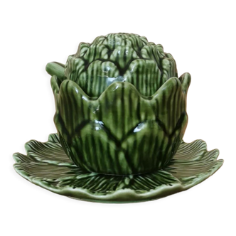 Pot artichaut en barbotine avec cuillère