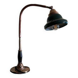 Lariolux ministerial lamp, 30s