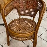 Salon en rotin et cannage formé de 2 fauteuils et d'une table basse