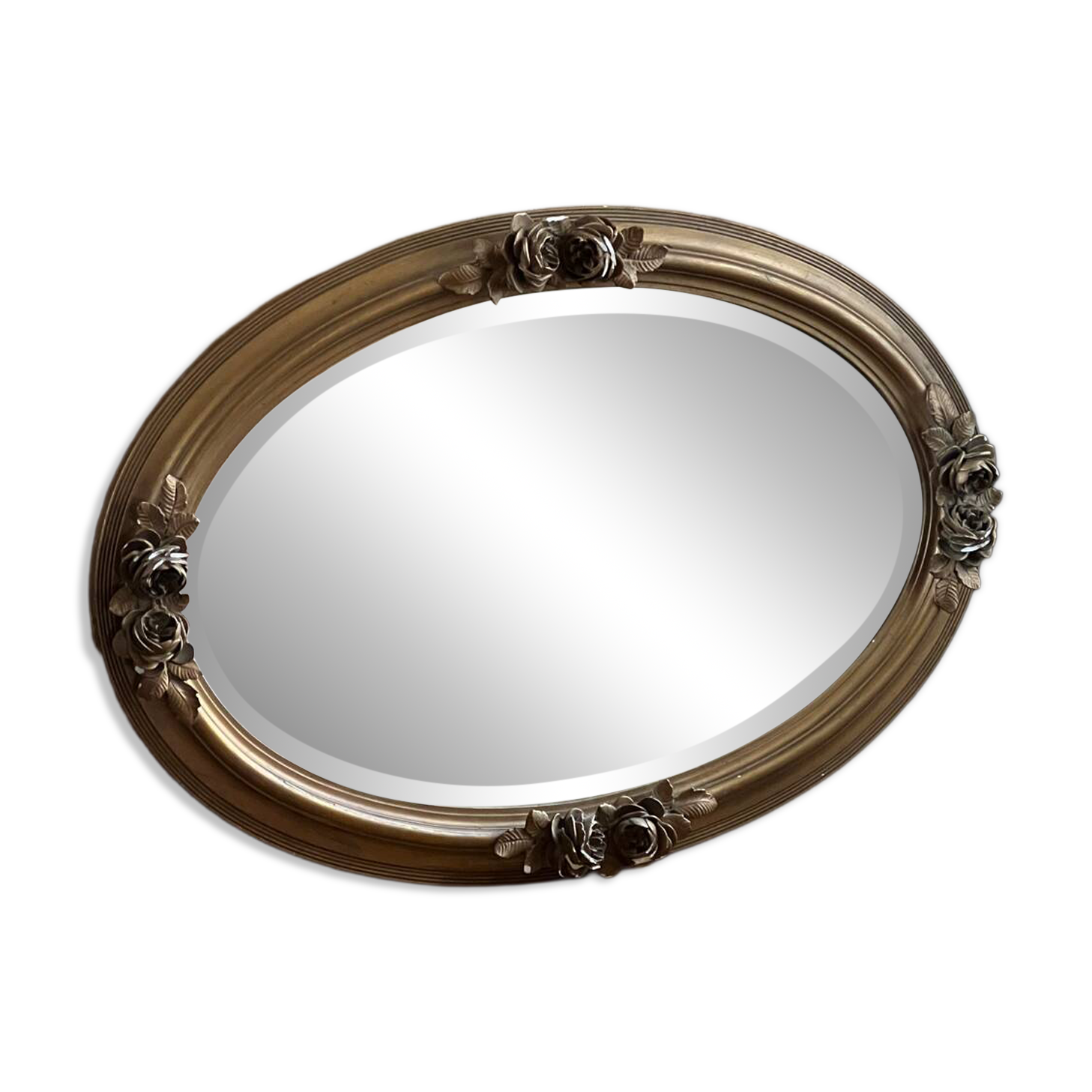 Oval gold mirror