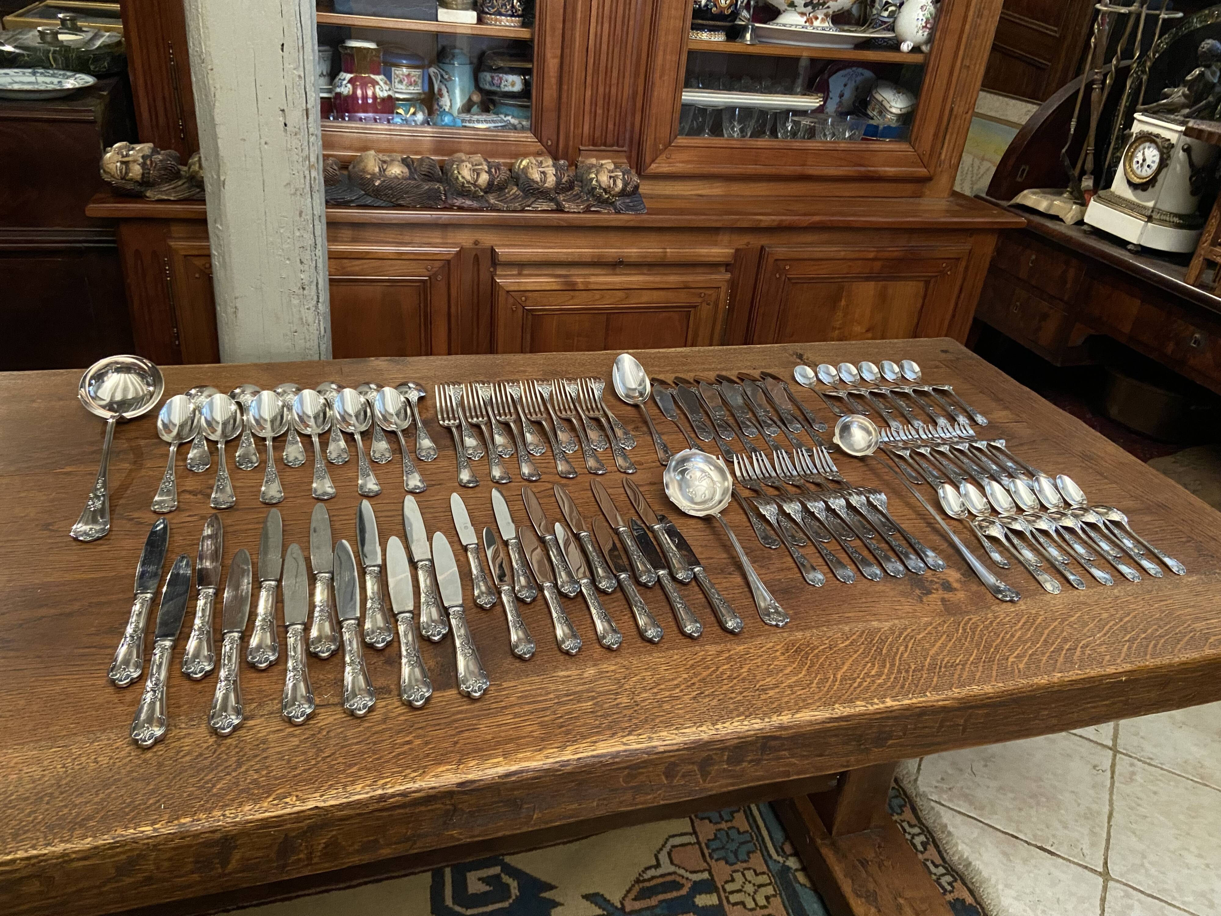 Silver-plated metal cutlery in Louis XV style