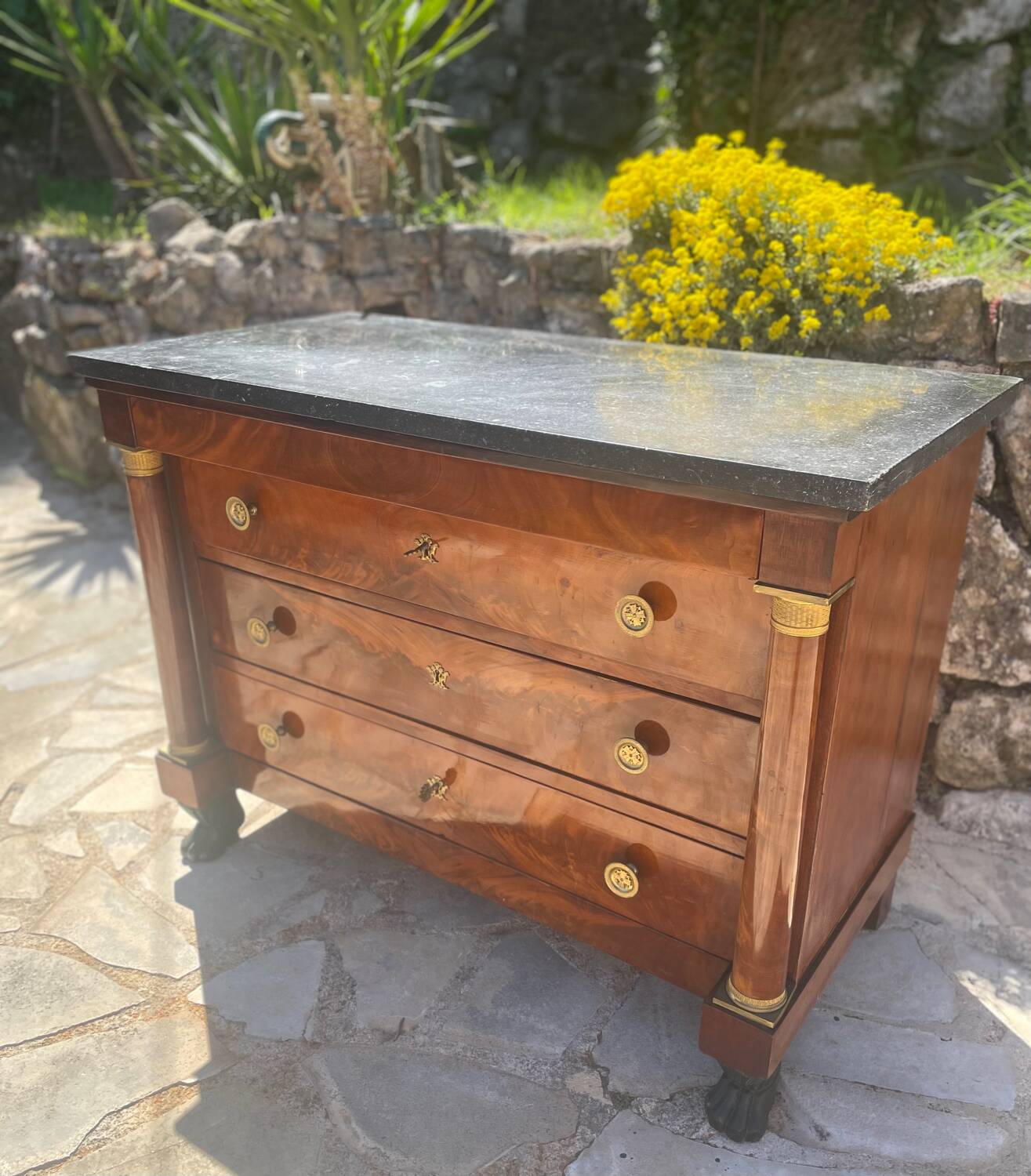 Commode empire retour D’Égypte en Acajou Flammé Époque XIX eme siècle