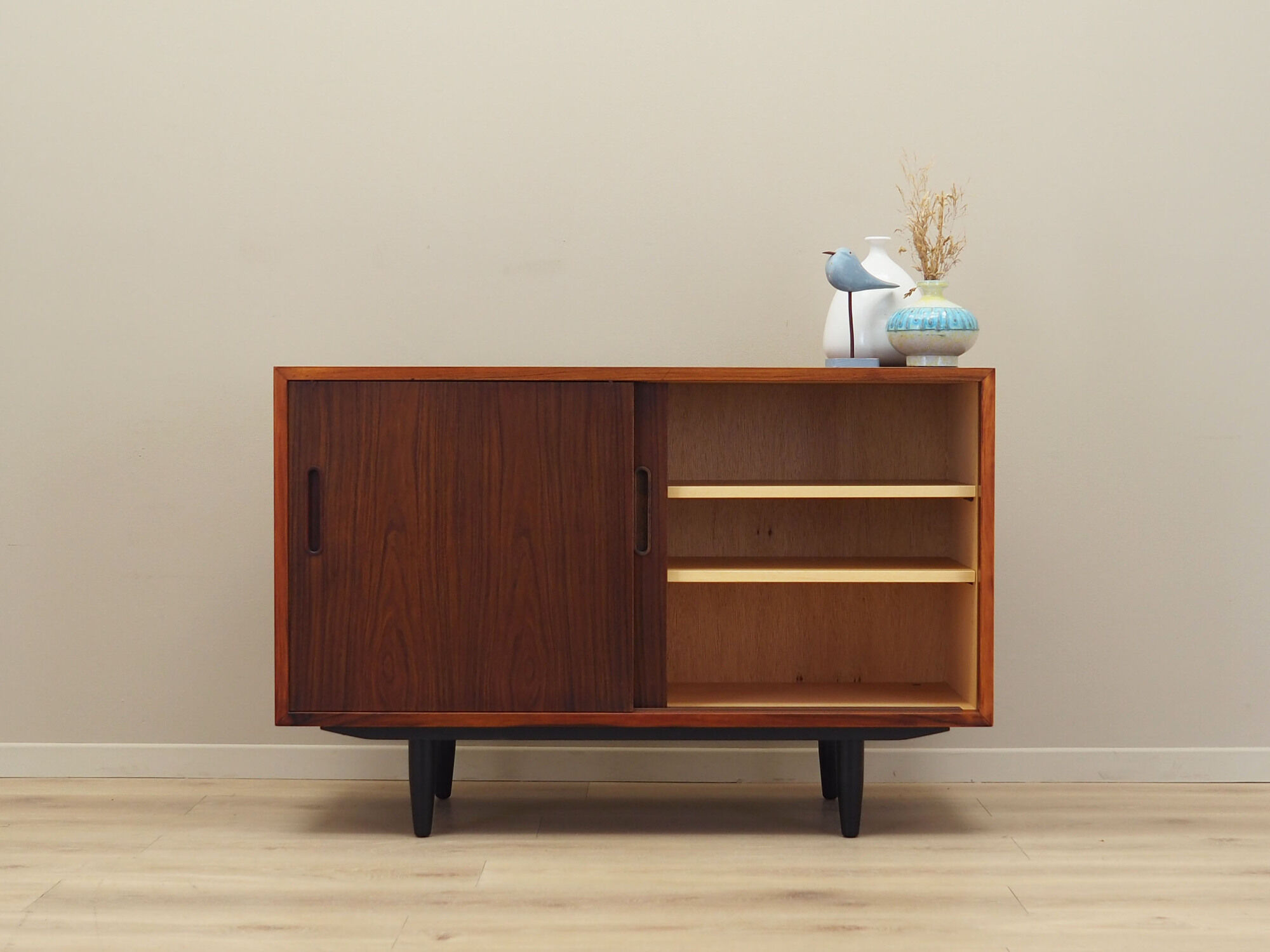 Buffet palissandre, design danois, années 1970, fabrication: Hundevad