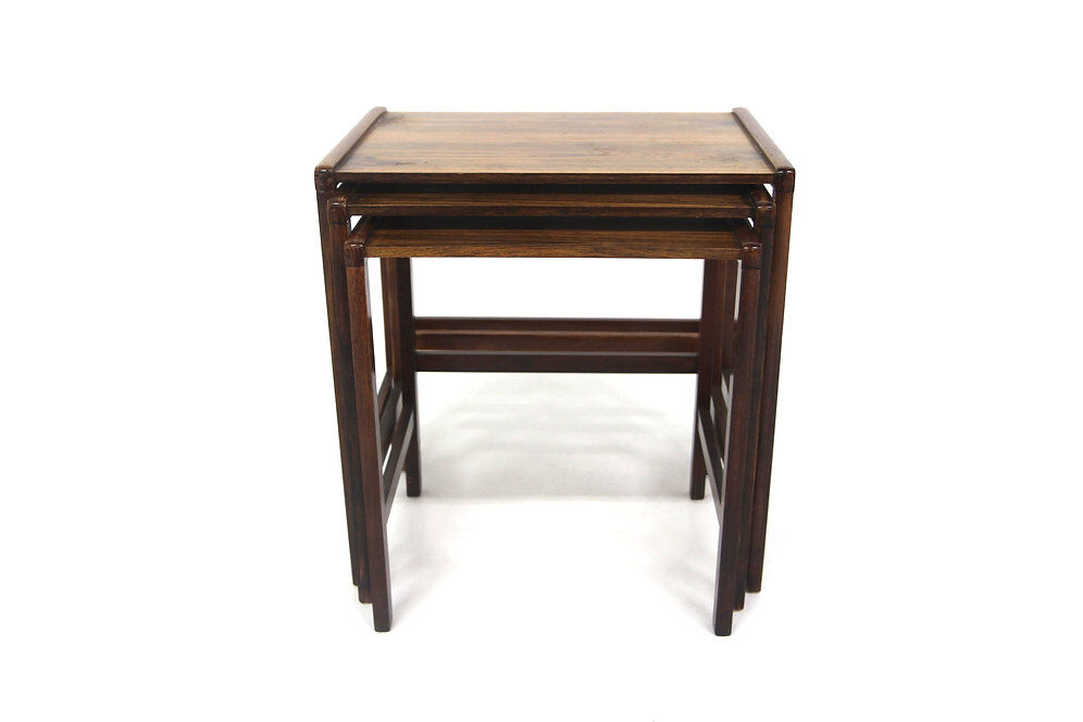 Set of 3 Scandinavian nesting tables in rosewood, Sweden, 1960.
