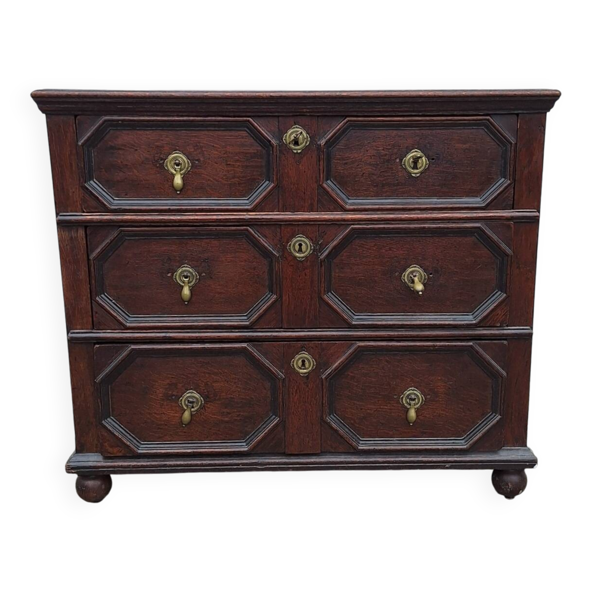 Commode en bois style Jacobéen