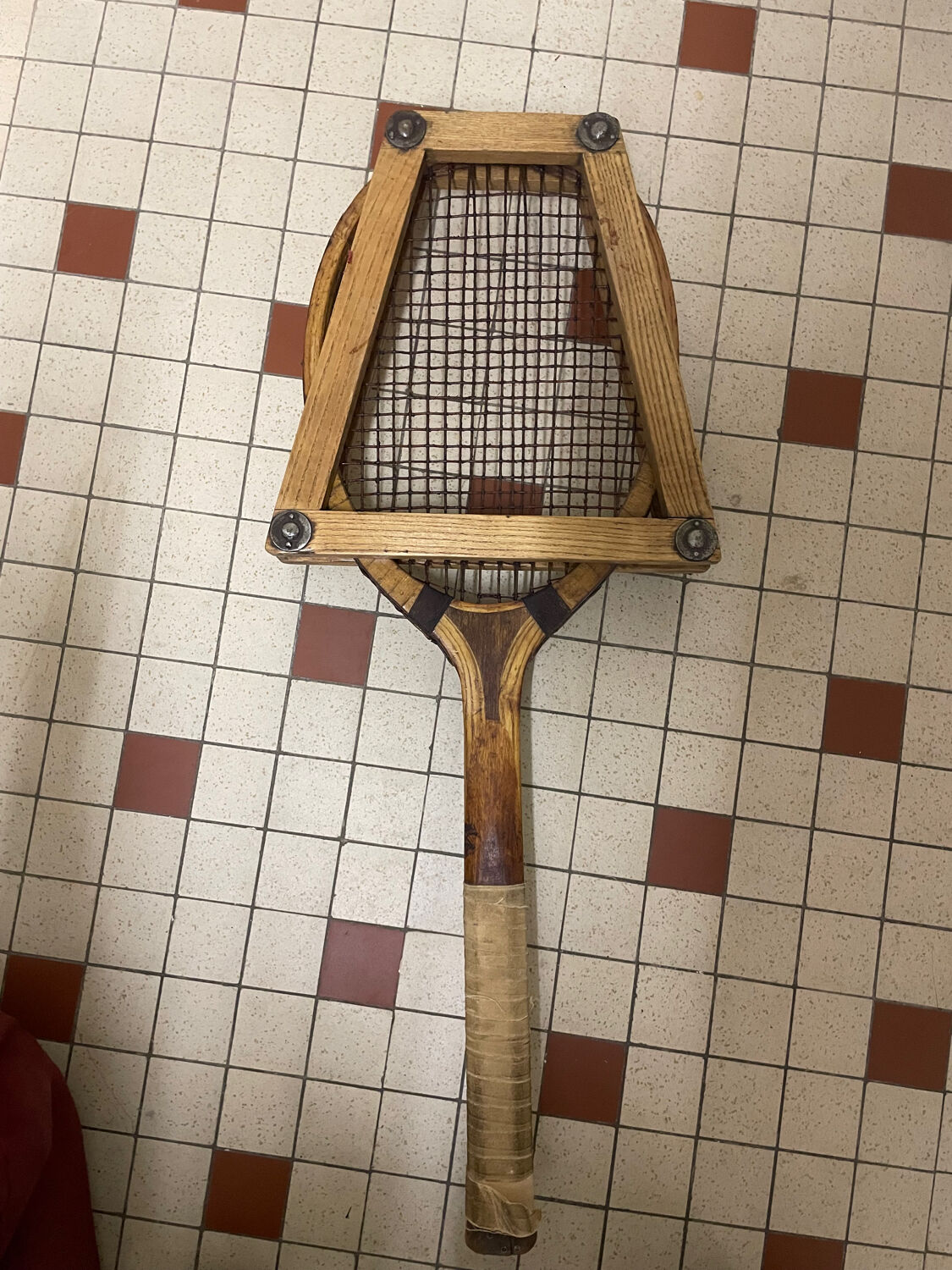 Wooden racket