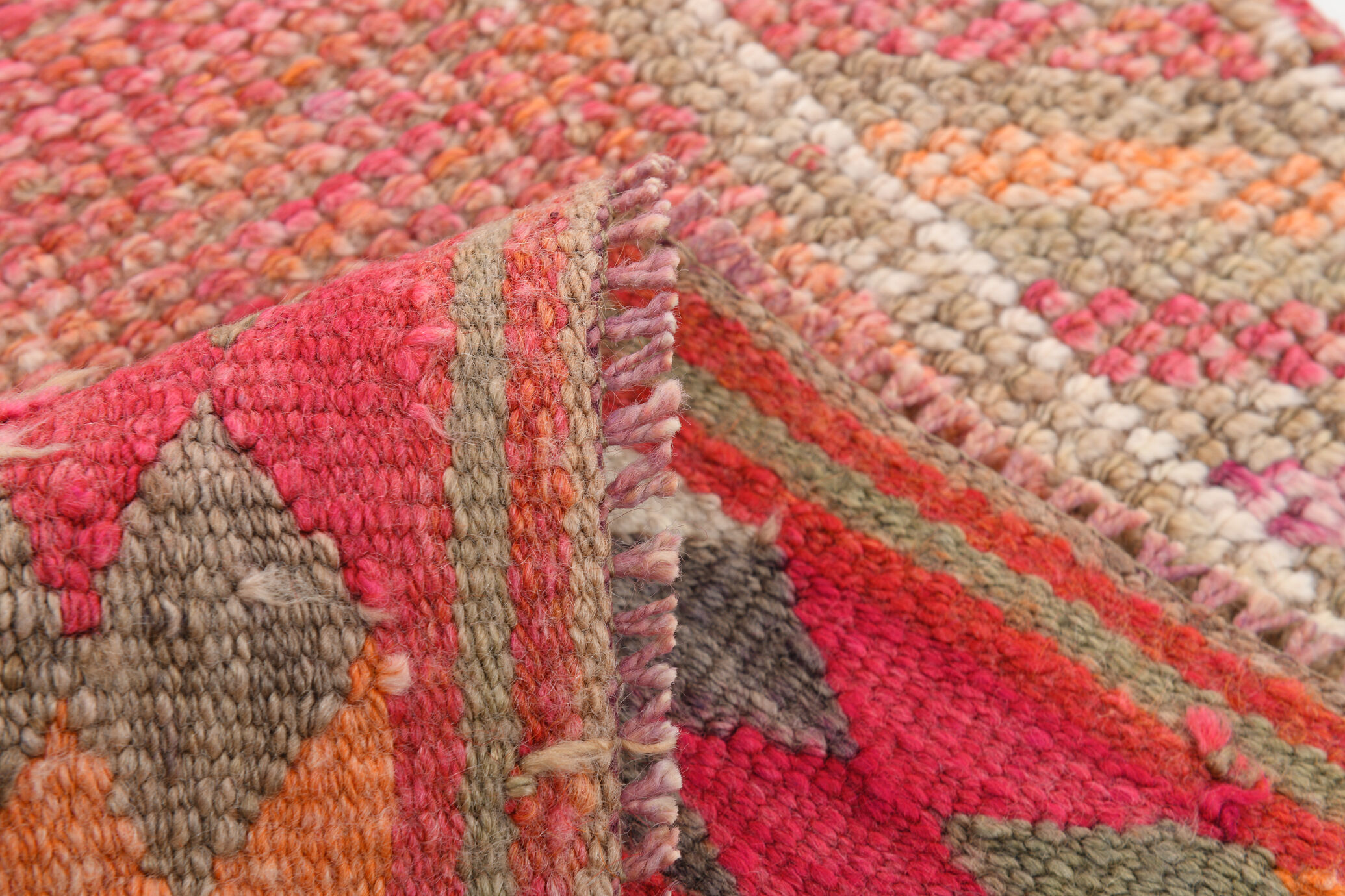 3x9 Shades Of Red Turkish Runner Rug, 83x290Cm