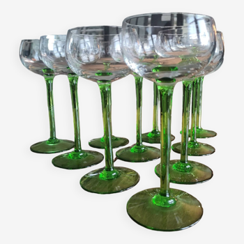 Set of 10 Alsatian wine glasses with high green foot