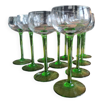 Set of 10 Alsatian wine glasses with high green foot