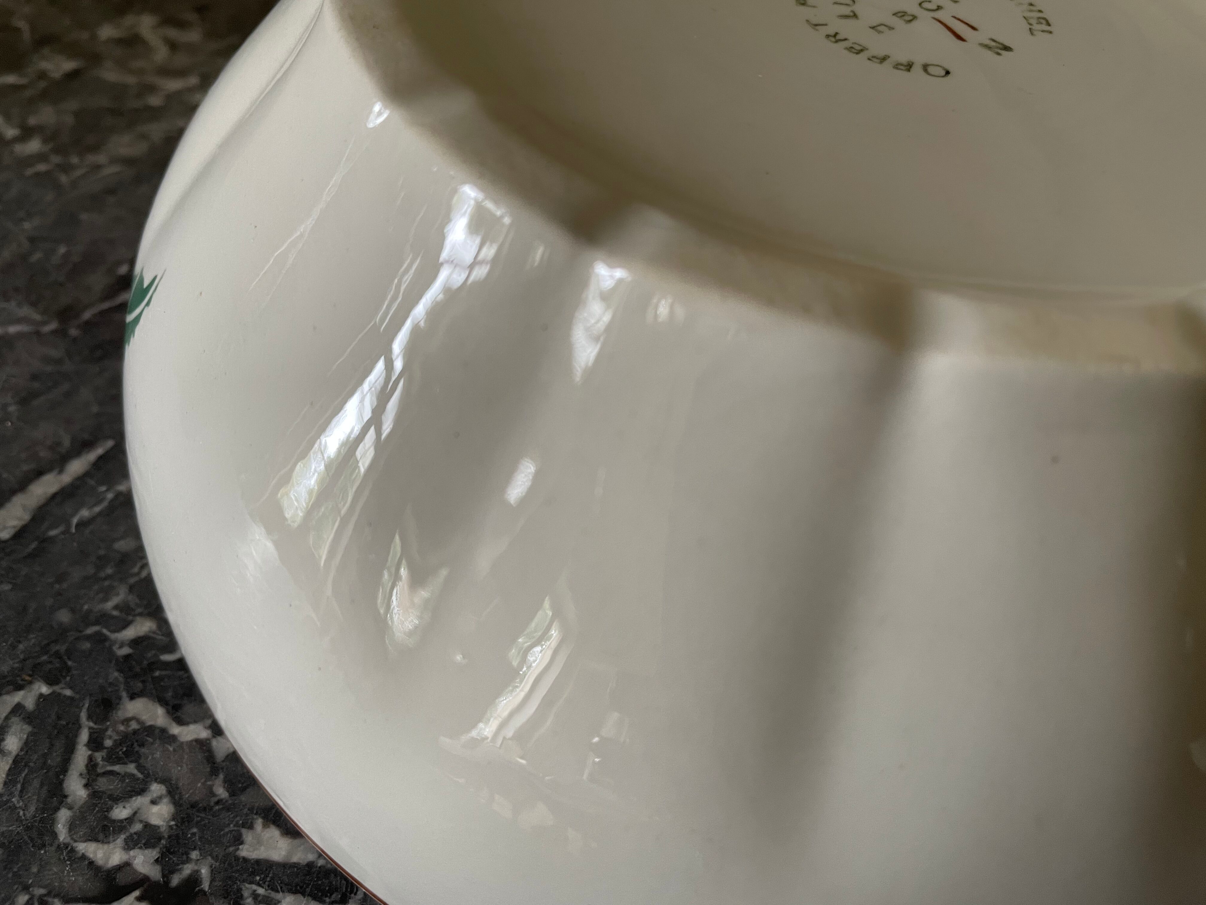 Hollow dish HBCM, Montereau, France" diam 21 cm