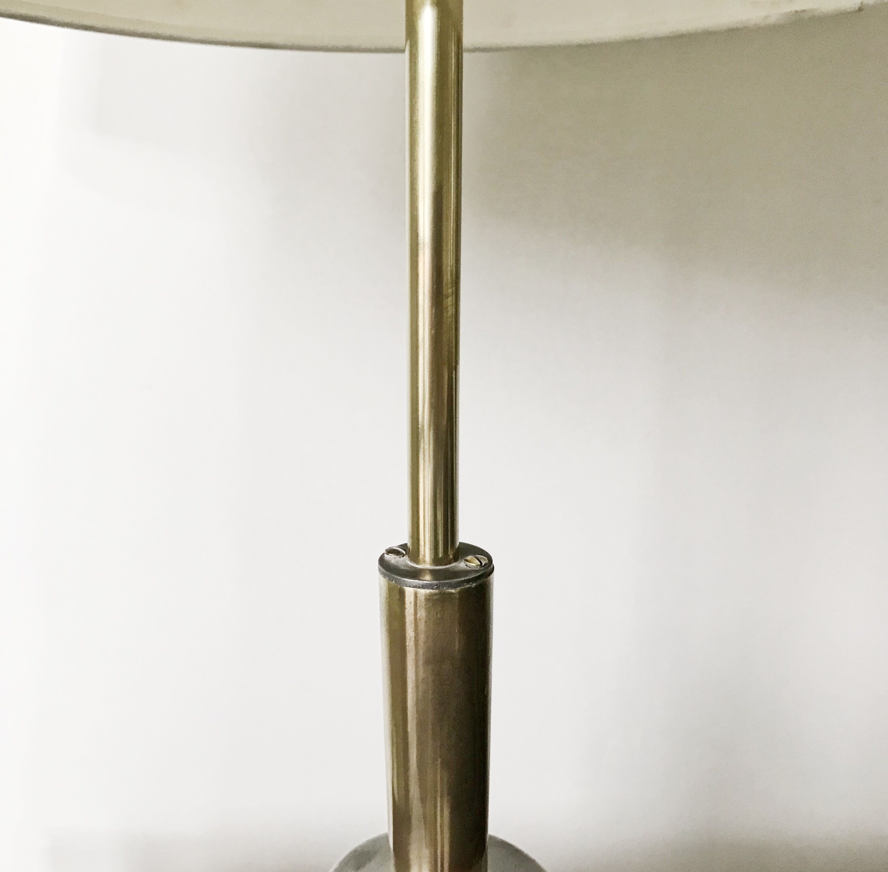 Lamp chic shabby modernist, 1970. France