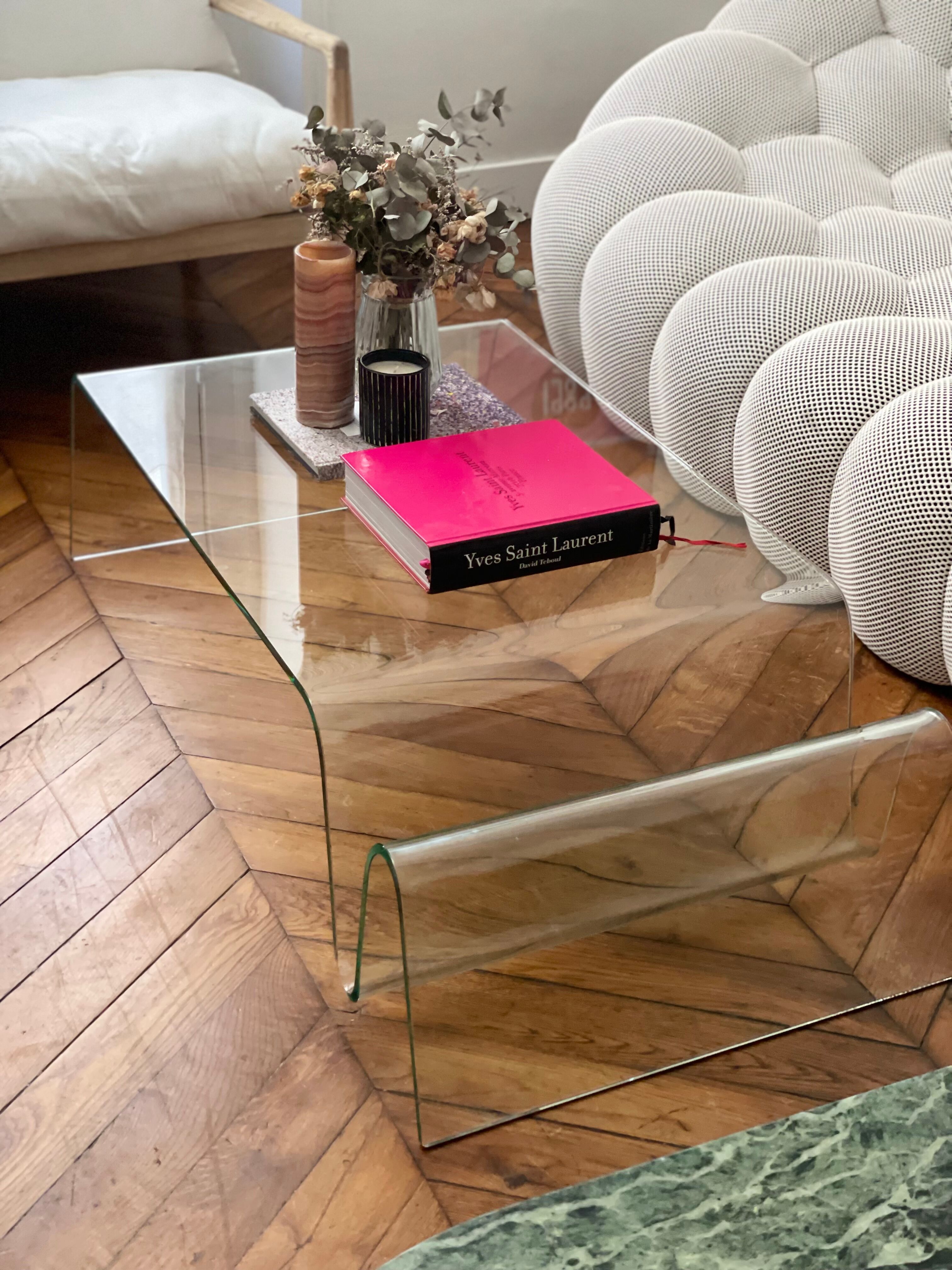 Vintage coffee table in curved corrugated tempered glass minimalist design